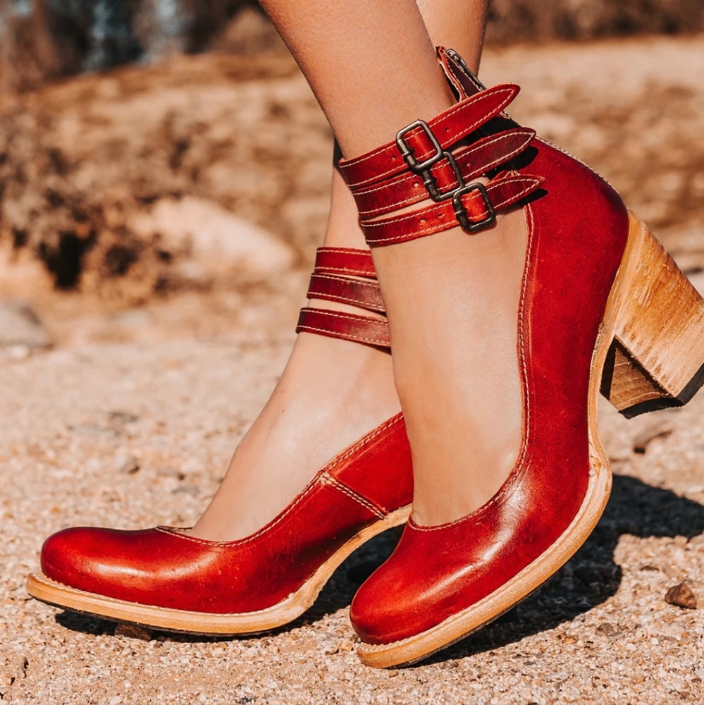 FREEBIRD 🦅 Randi red new in box size 9
